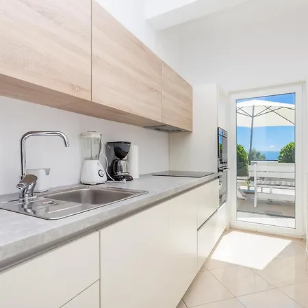 Luxury With A Swimming Pool Poljane, - 17956 Opatija